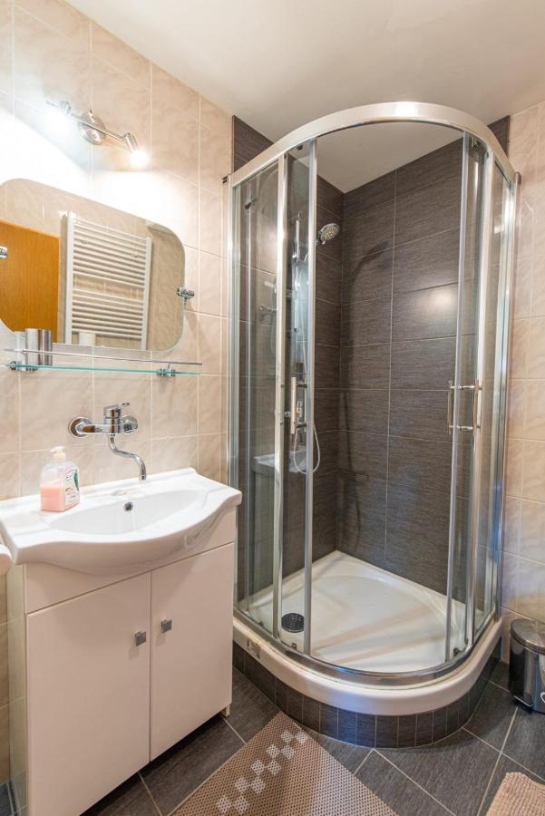 Hotel Dom Frana Krala à Smrečany Extérieur photo