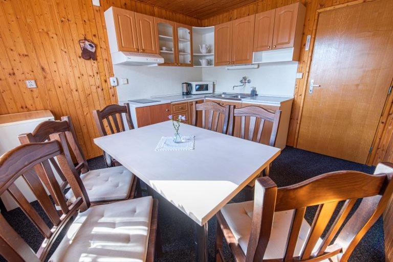 Hotel Dom Frana Krala à Smrečany Extérieur photo