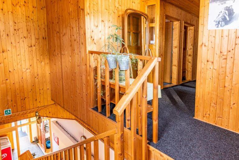 Hotel Dom Frana Krala à Smrečany Extérieur photo